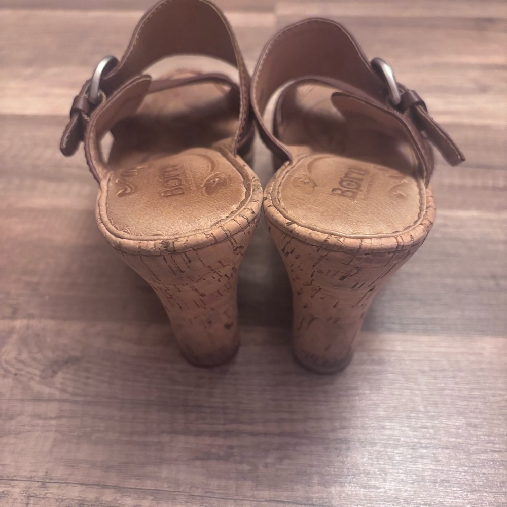 Born Women's Leather Brown Mules - Picture 5 of 6